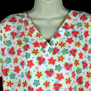 Landau Nursery Scrub Top Size Large Off White Strawberries Flowers 4 Pockets